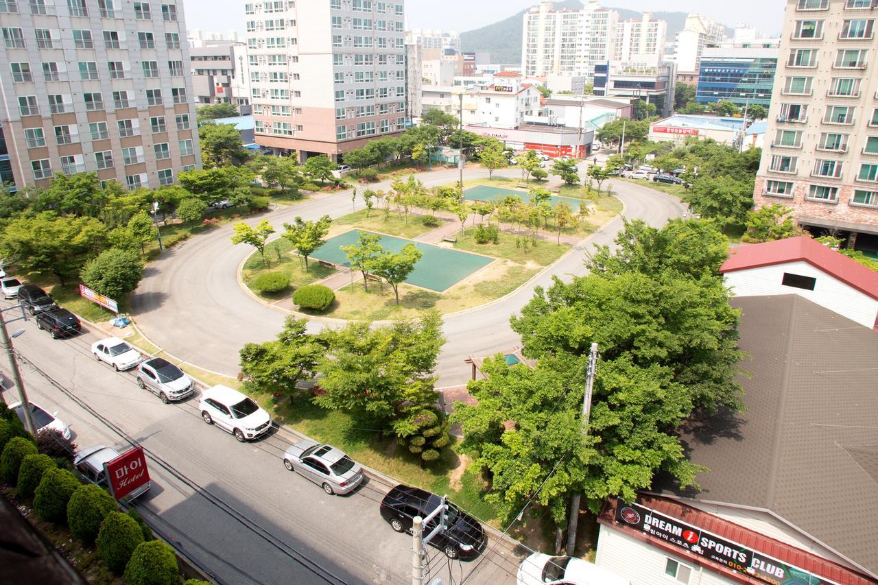 מוקפו Charmant Hotel מראה חיצוני תמונה